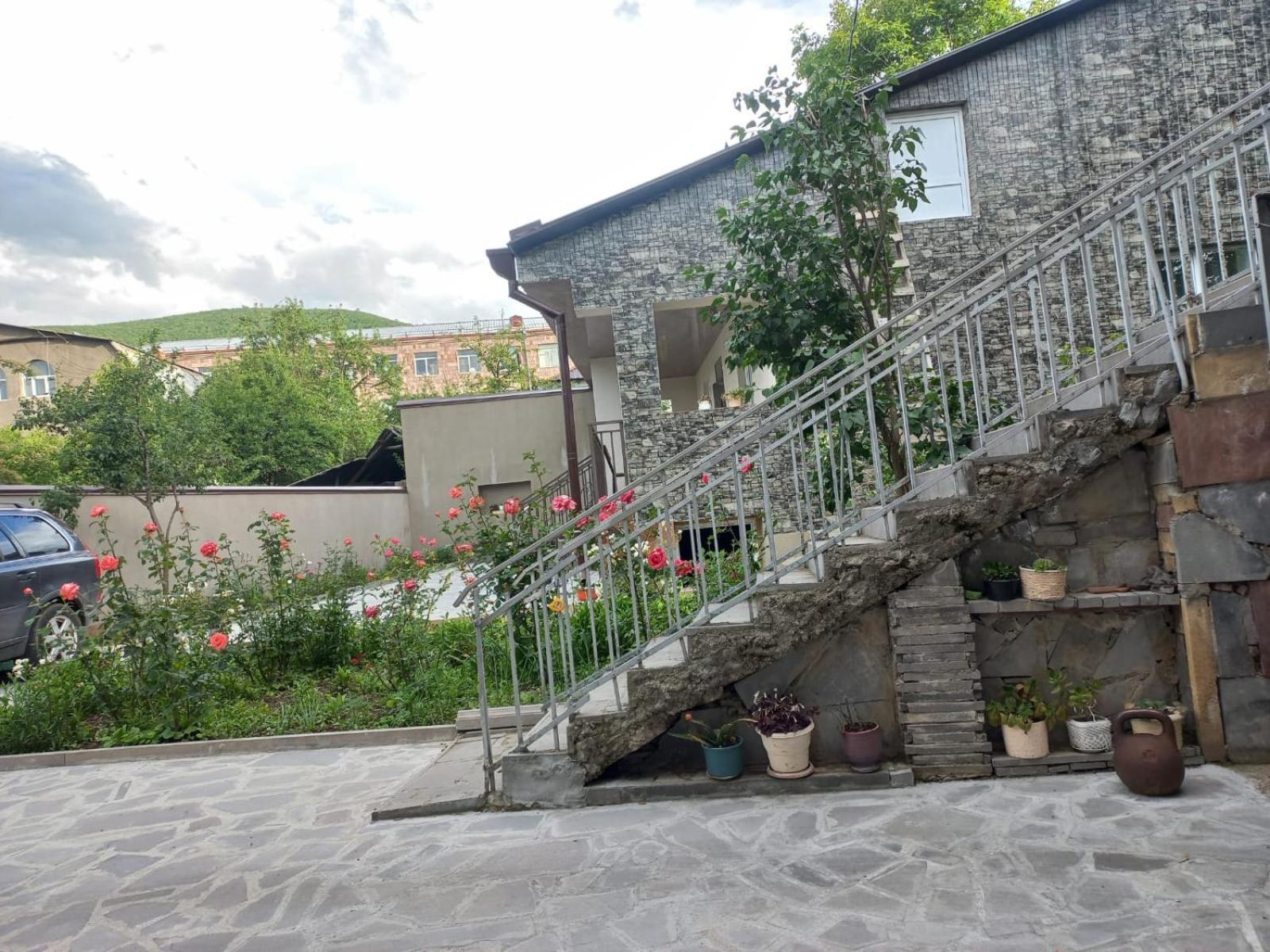 Bed and Breakfast Inexpensive House à Vanadzor Extérieur photo